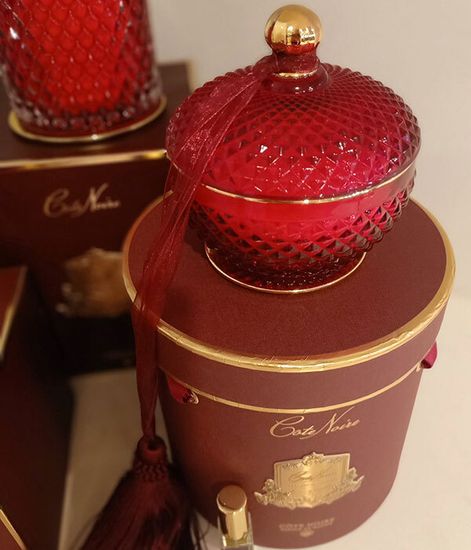 Удовая роза, круглая красная свеча Арт-деко с кисточкой, Cote Noire