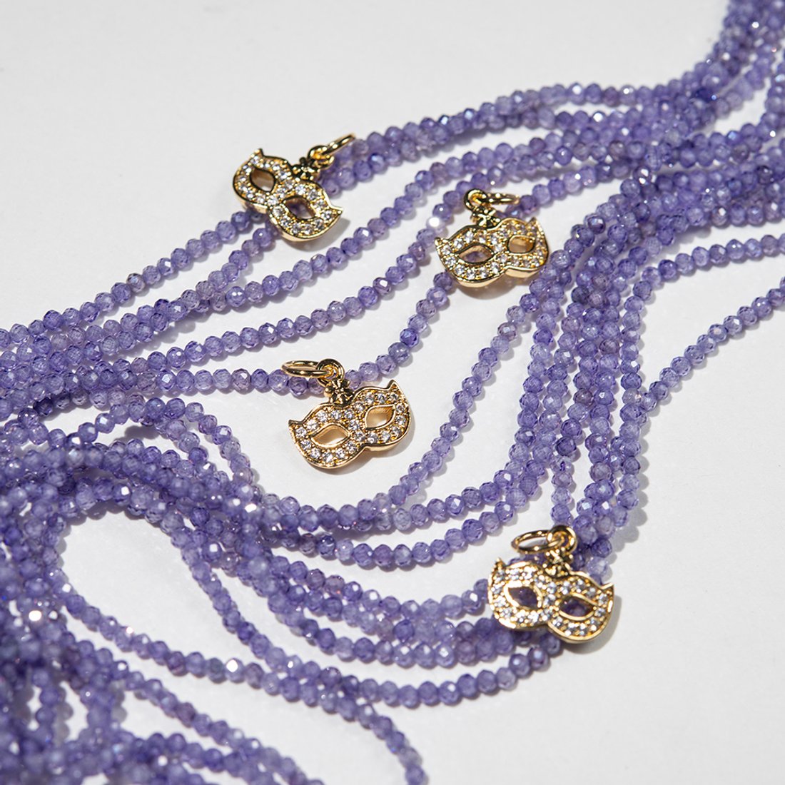 Подвеска "Маска", 10,2*11,2мм, фианиты, позолота