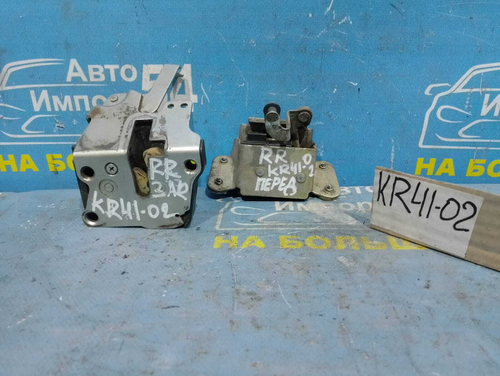 Замок двери задней правой TOYOTA TOWNACE NOAH 1997