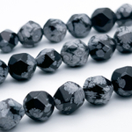 Обсидиан "Снежный" крупной огранки бусины, размер около 10 мм, цена за 18 шт (1/2 нити)
