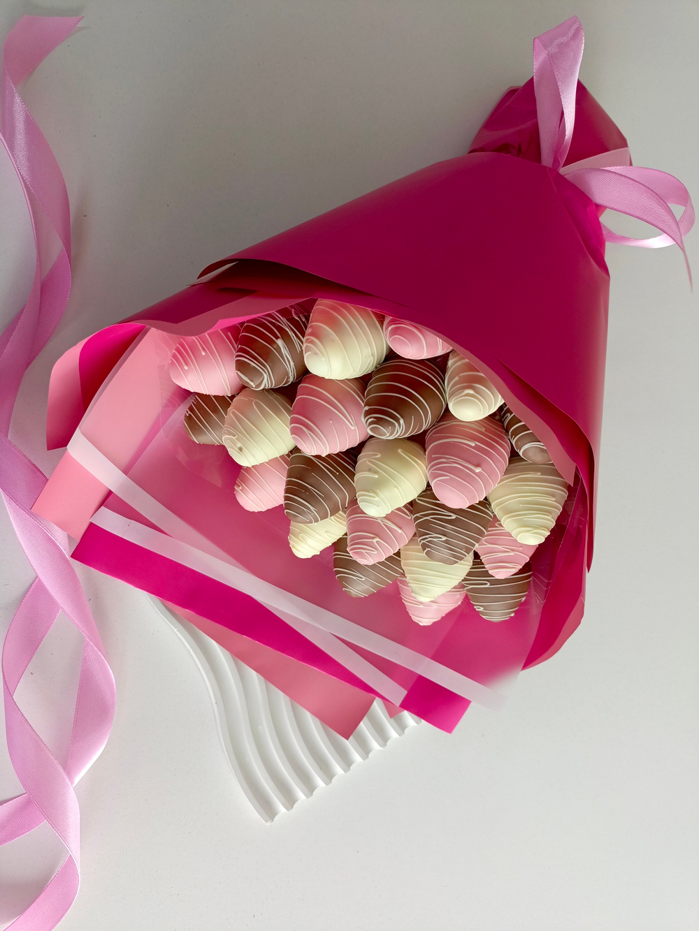 Букет из клубники в шоколаде "Ассорти"