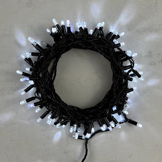 Светодиодная гирлянда с колпачком 100 холодных белых LED ламп 10 м., мерцание, 24В., черный провод ПВХ, IP65, LTC (PST100BLWCAP-11-1W)