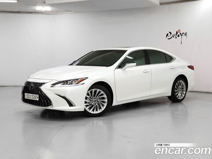 Lexus ES300h 7 Generation Luxury Plus (02.2023)