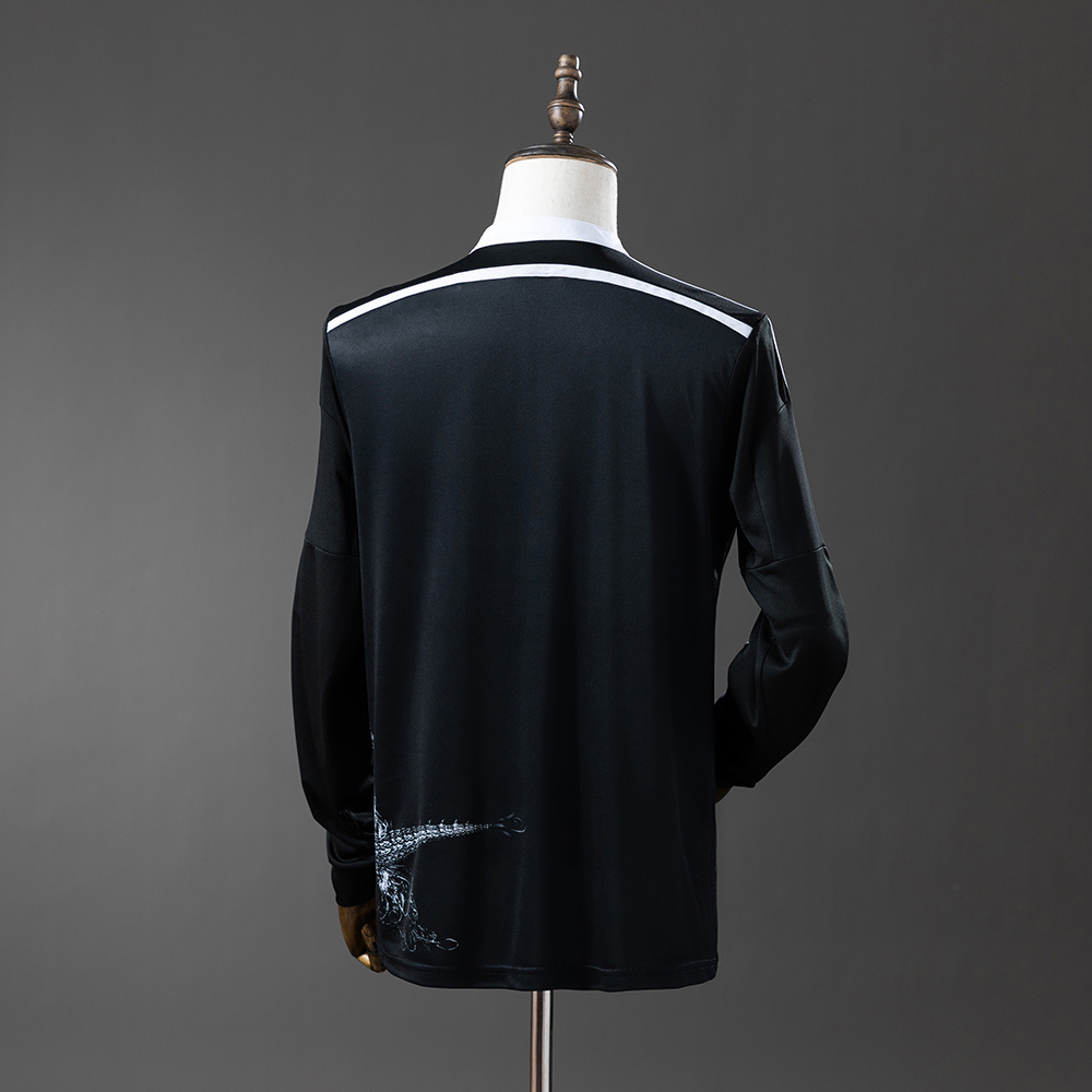 Заказать в Москве альтернативную ретро-форму «Реал Мадрид» с длинными рукавами 14/15