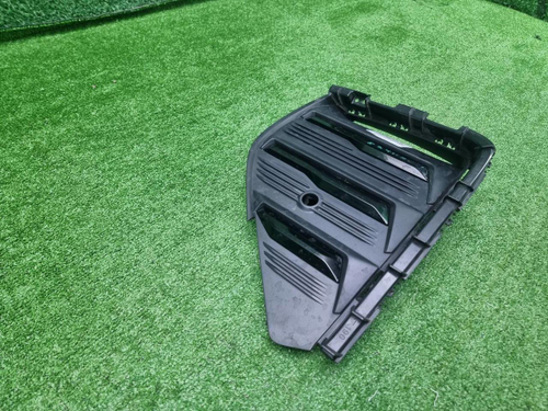 Решетка переднего бампера RH Geely Tugella (22-24)