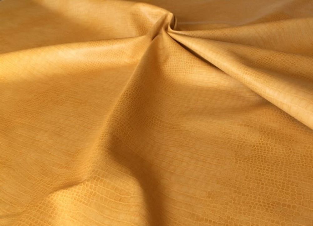 Искусственная кожа бежевая крокодил (КИТ)