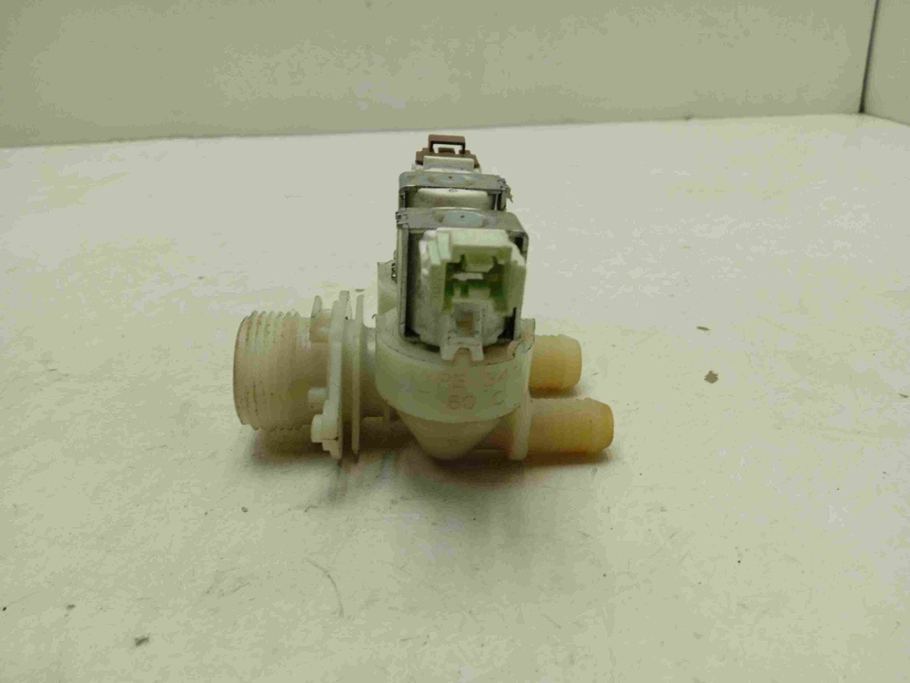 ZWY61023C кт196 Клапан подачи воды для стиральной машины Zanussi ZWY61023C б/у