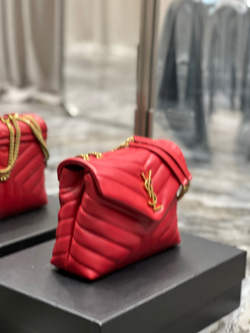 Saint Laurent Loulou 25 cm