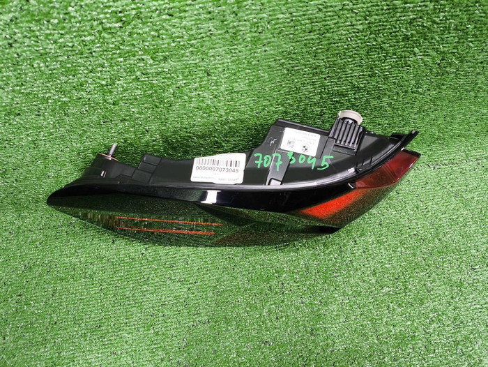 Фонарь левый внешний BMW X5 G05 (2023-н.в.)