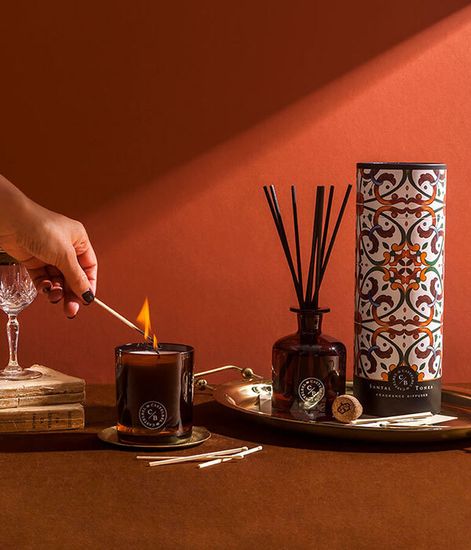 Сандал и бобы тонка, свеча в подарочной коробке Santal & Tonka, Castelbel Porto