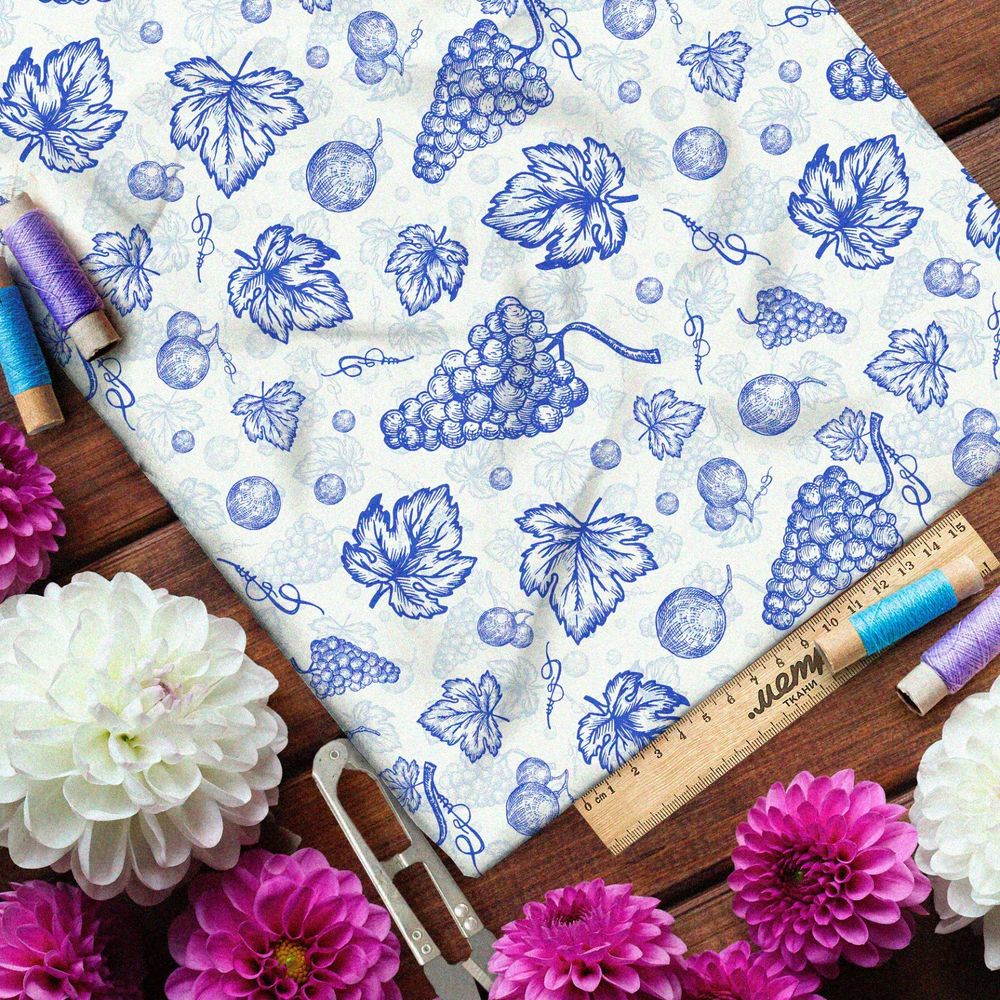 Ткань сатин нарисованная синей пастой смородина