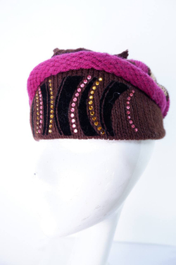 Шапка La planda со стразами, новая