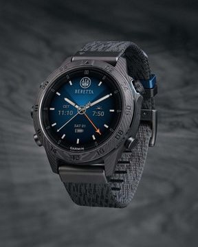 Умные часы Garmin Marq Commander Beretta