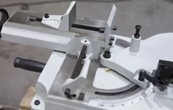 Ленточнопильный станок с гидрозагрузкой Stalex BS-912GR