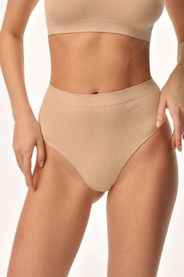 Трусы стринги телесные из мягкой эластичной микрофибры в рубчик