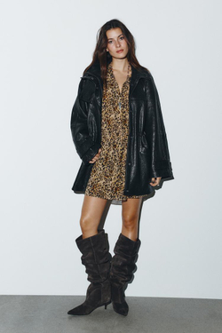 ZARA ПЛАТЬЕ С АНИМАЛИСТИЧЕСКИМ ПРИНТОМ И ВОЛАНАМИ, ЛЕОПАРДОВЫЙ/НЕЖНО-КОРИЧНЕВЫЙ