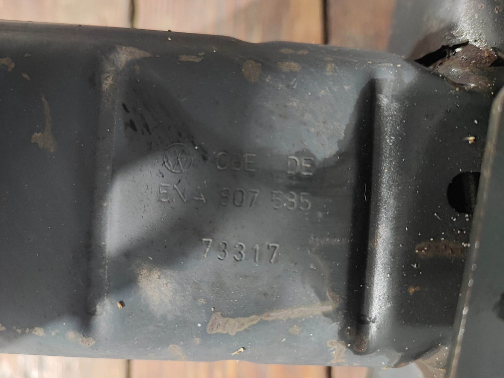 Усилитель заднего бампера Volkswagen Tiguan 2 16-нв Б/У Оригинал 5NA807585