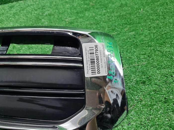 Решетка переднего бампера левая Audi A8 4 D5 17-22