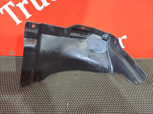 Накладка пневмотрубок правая