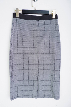 Юбка на эластичном поясе, визуально на 42 размер