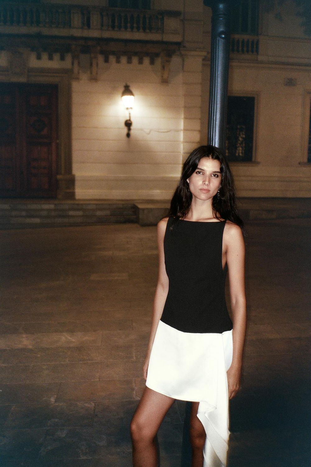 ZARA КОРОТКОЕ КОМБИНИРОВАННОЕ ПЛАТЬЕ, ЧЕРНЫЙ