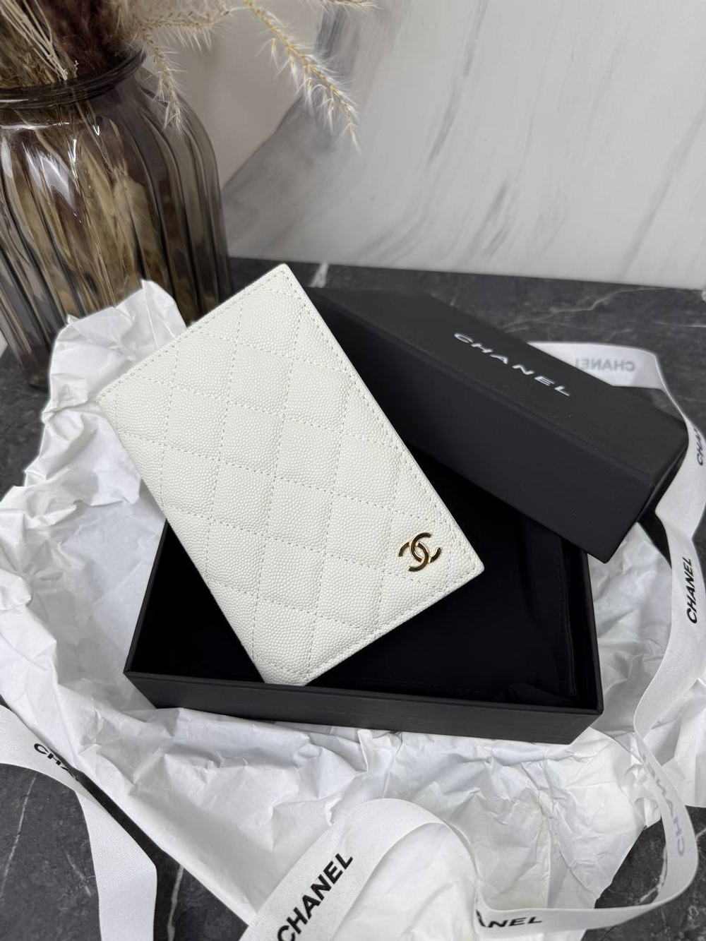 Обложка Chanel