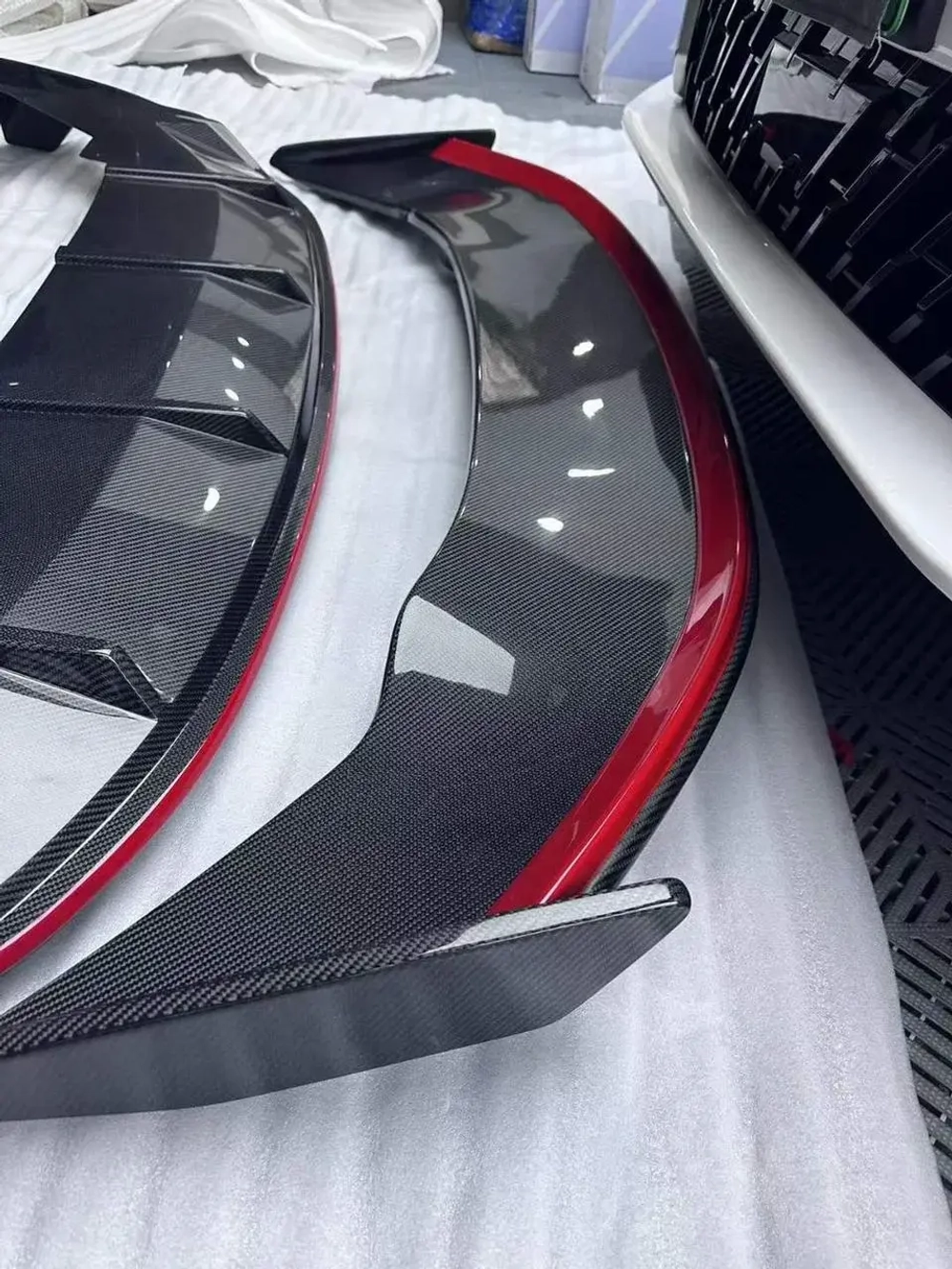 Карбоновый обвес FR для Zeekr 001 2021-2024+ Зикр