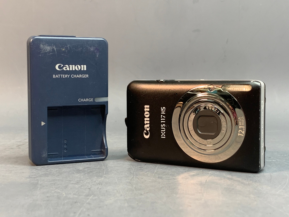 Canon Digital IXUS 117 HS царапины