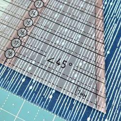 Треугольная линейка для пэчворка с углом 45° (арт. A17-S)