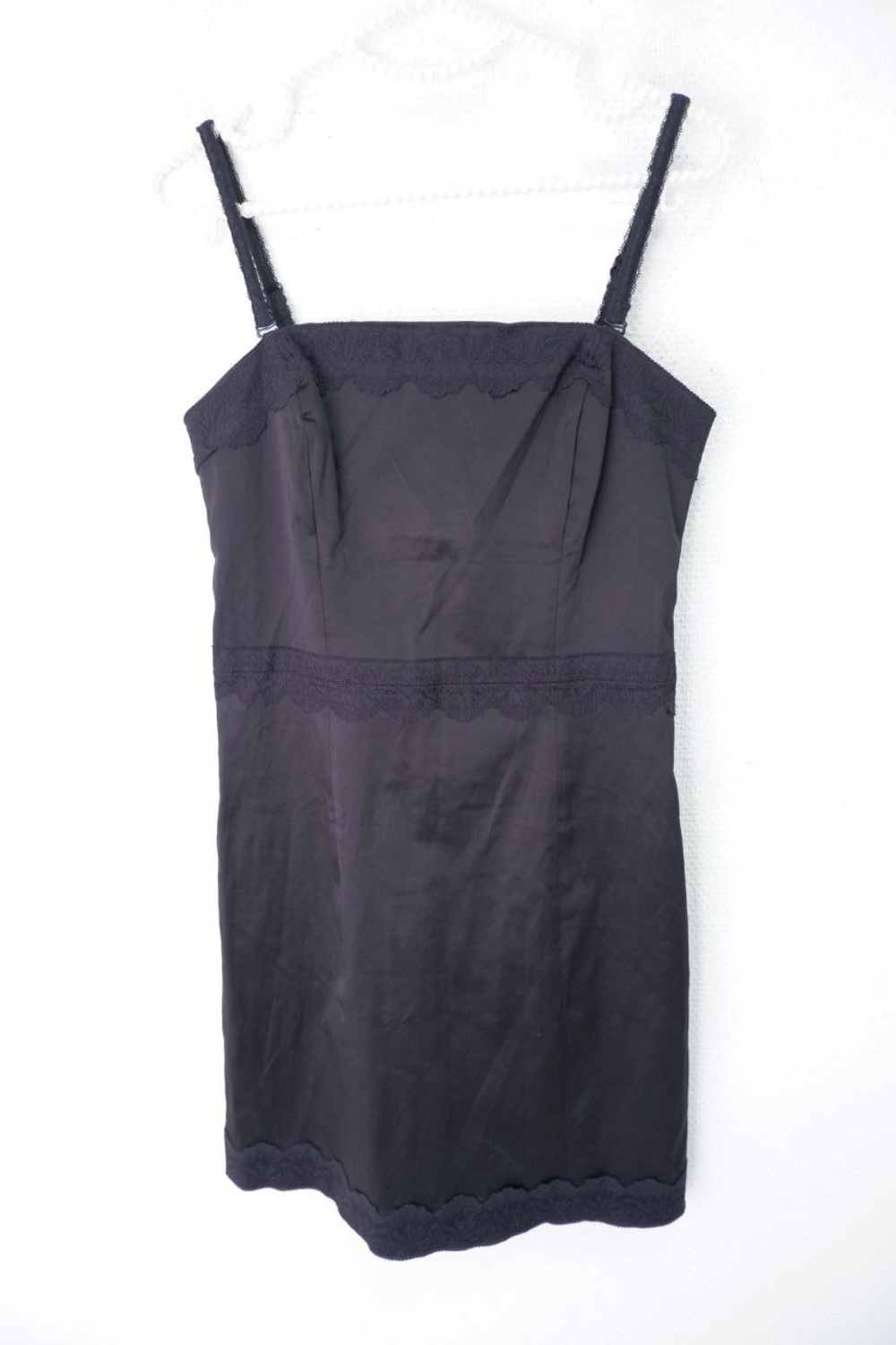 Платье Gina Tricot вечернее 42 размер