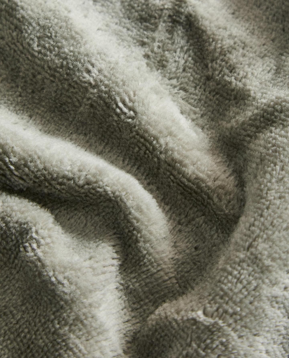 Zara Home - Набор велюровых полотенец для рук с помпонами (3 шт.), зеленый, 30х30 см