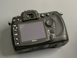 Nikon D300 101.200 кадров