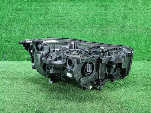Фара левая BMW 7er G11 G12 (2019-2022) LED