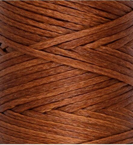 "Промысел" цв.002 Нитки вощёные, плоские, LC-001 для кожи, 0.8 мм