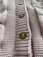 Вязаный комплект на выписку 5 предметов  (Одеяло утеплен., бант, пинетки, комбинезон, шапка) (Цвет: Синий)