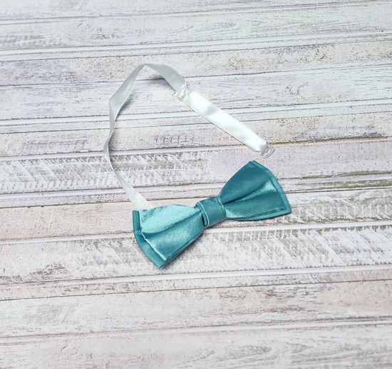 Галстук бабочка классика, лайм глянец