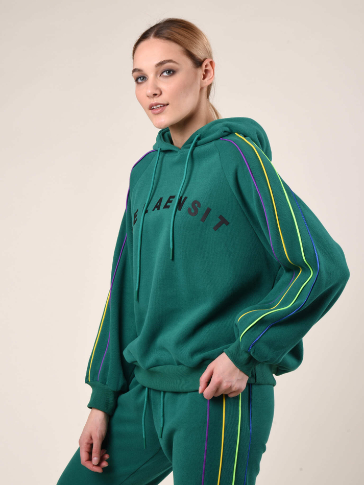 Костюм женский