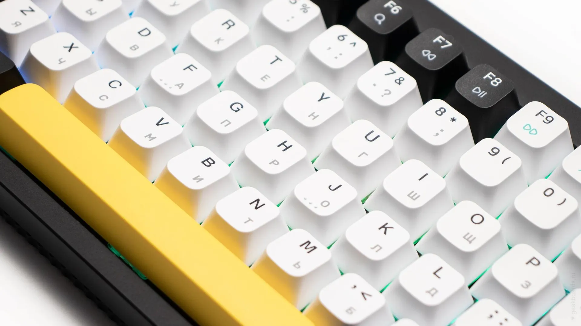 NuPhy Halo75 — купить на сайте профессиональных клавиатур Geekboards