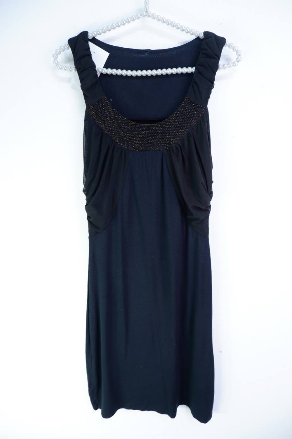 Платье для вечернего образа, визуально на 42 размер