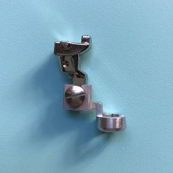 Лапка с высоким кольцом для стежки по линейкам размером M (арт. Z55-M)