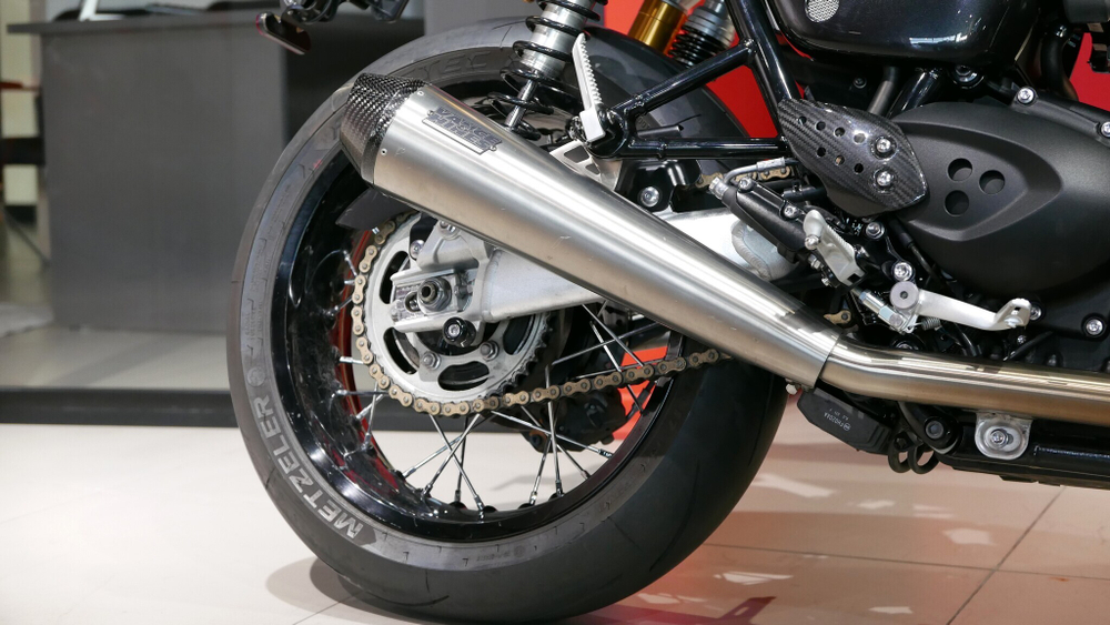 Triumph Thruxton TFC 2019, 1 920 км