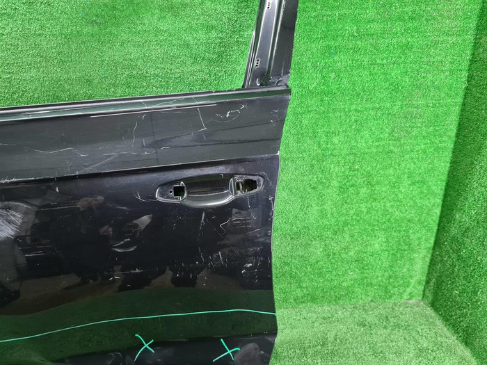 Дверь передняя левая VW Touareg 3 (2018-2023)