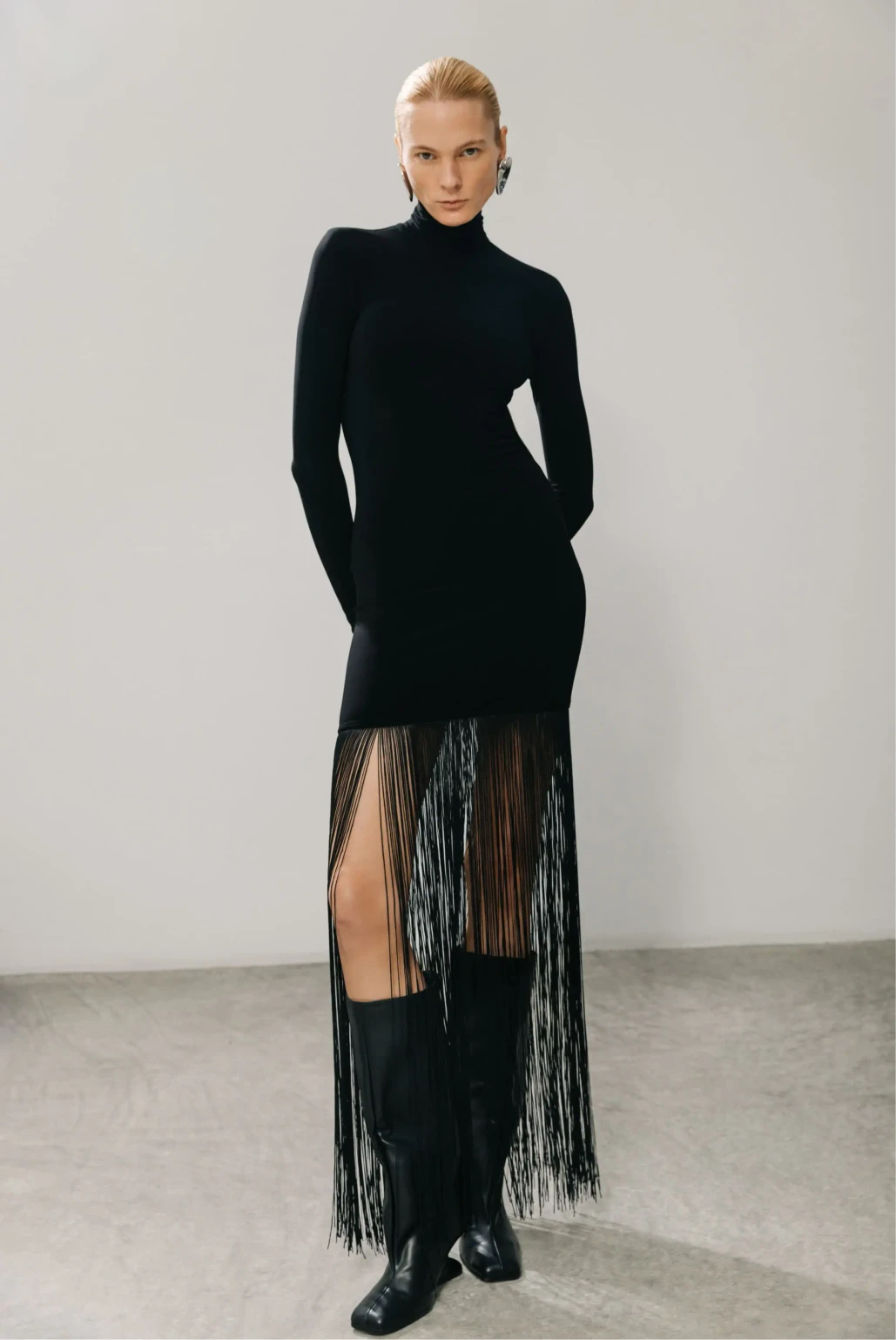 Платье с бахромой