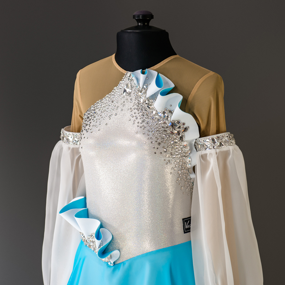 платье для танцев со стразами