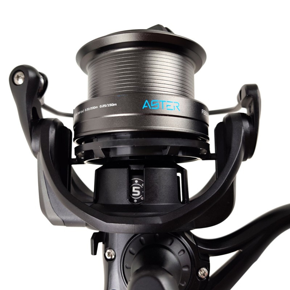 Безынерционная катушка F-Fishing Aster Feeder 4500
