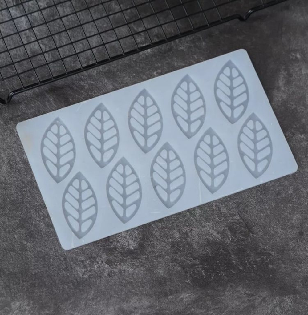 Силиконовый мат для отливки шоколада «Листочки»