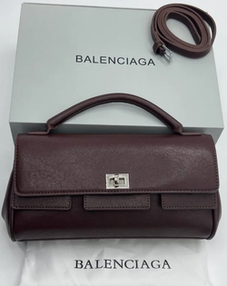 Сумка Balenciaga стильная