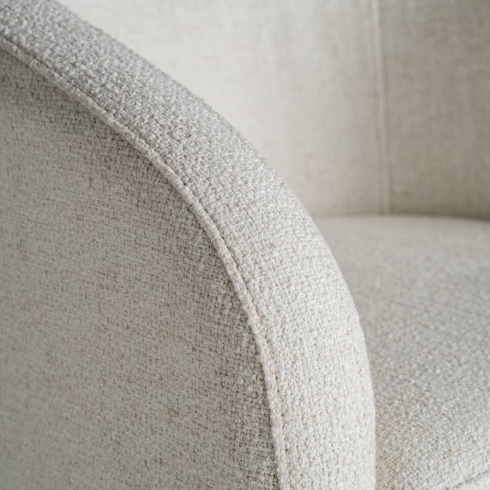 Кресло Bilais кремового цвета