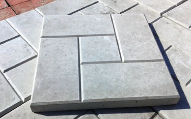 На какую основу нельзя устанавливать тротуарную плитку