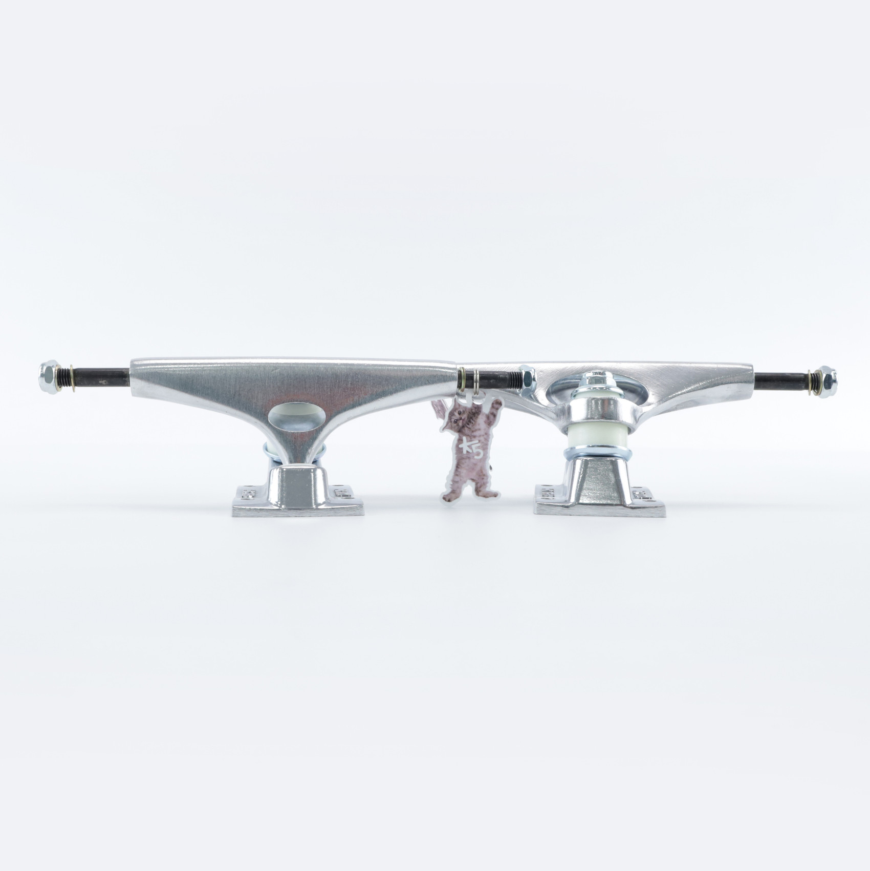 Подвески Krux K5 Polished Silver Standard артикул: - купить в магазине Дайс